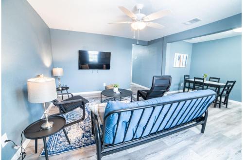 a living room with a couch and chairs at Fascinating 2BR1BA Near Festive DT and Riverwalk in San Antonio