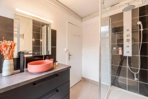Olympe by Kleidos, Appartement 4P, rue calme, Centre Historique, Proche Gare