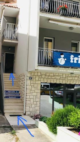Gallery image of Apartmens and Rooms Madunic V in Split