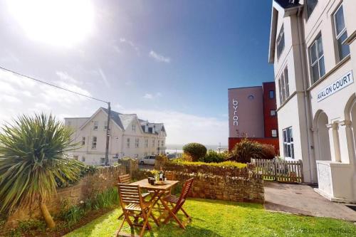 WOOLACOMBE HIBISCUS 2 Bedrooms – Photos 2