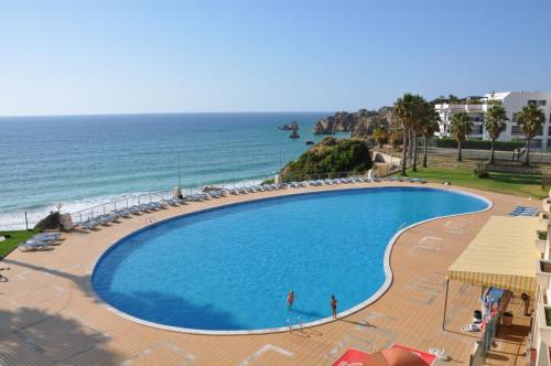 Casa da Buganvília - Iberlagos com vista de mar e acesso à praia