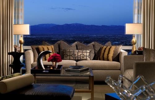 Trump International Hotel Las Vegas Image
