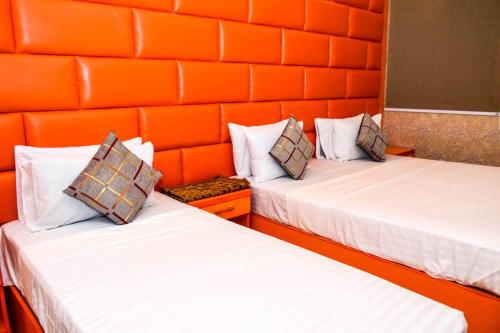 Tempat tidur dalam kamar di The Royal Sea Clifton