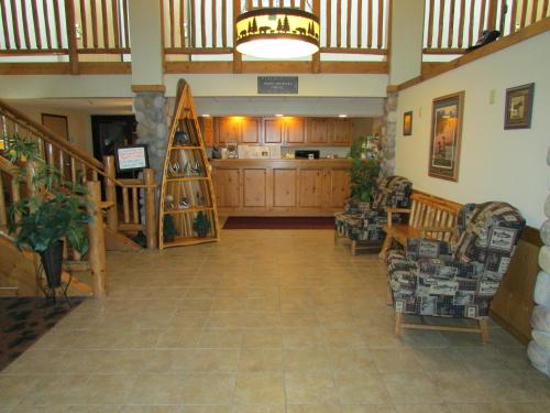 Gambar di galeri bagi Shell Lake Lodge, a Travelodge by Wyndham di Shell Lake