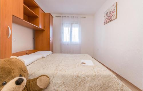 Posteľ alebo postele v izbe v ubytovaní 2 Bedroom Stunning Apartment In Galovac
