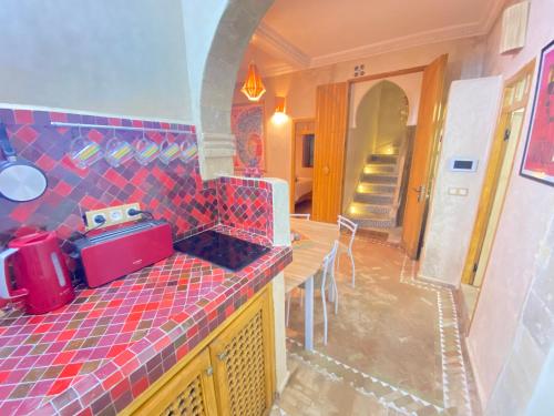 Фотография из галереи Stella 2 - appartement spacieux avec cheminée medina Essaouira в Эс-Сувейра