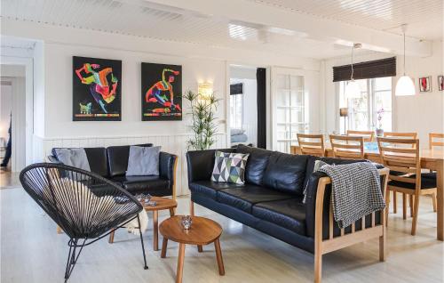 Gallery image of Gorgeous Apartment In Aakirkeby With Wifi in Åkirkeby