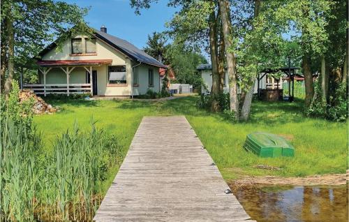 Gorgeous Home In Wilcze With Wifi