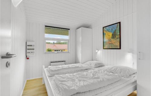 Postel nebo postele na pokoji v ubytování Nice Home In Haderslev With Wifi