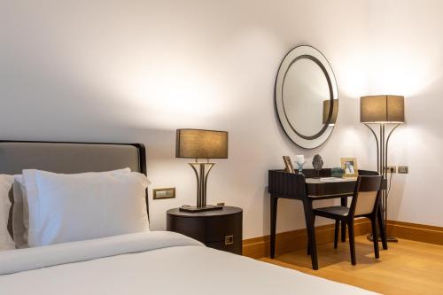 Hiddenbay Teos Hotelにあるベッド