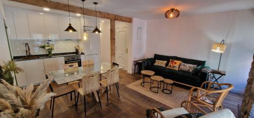 Cimadevilla Playa - Pisazo 6 o 7 pax en pleno centro - VUT-3951-AS