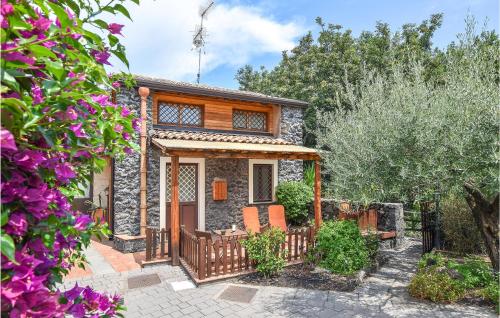 Amazing Home In Santa Venerina With Outdoor Swimming Pool, Wifi And 3 Bedrooms