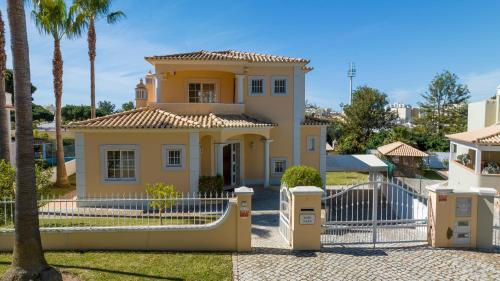 Amora Classic Villa