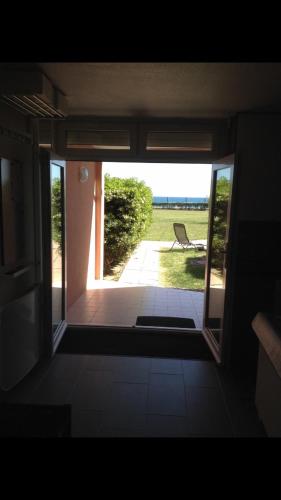 Grand studio bord de mer plus piscine