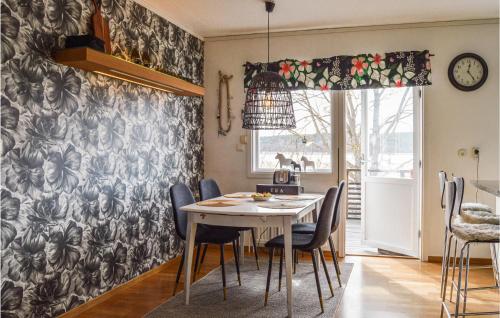 Χώρος καθιστικού στο Cozy Home In Trosa With House Sea View