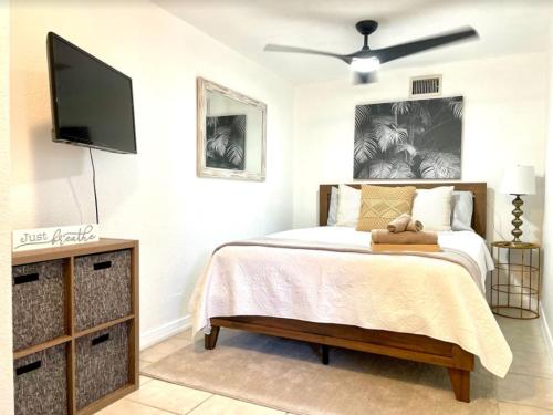 Lova arba lovos apgyvendinimo įstaigoje Luxury Apartment in Tampa, Near Bayshore & Hyde Park