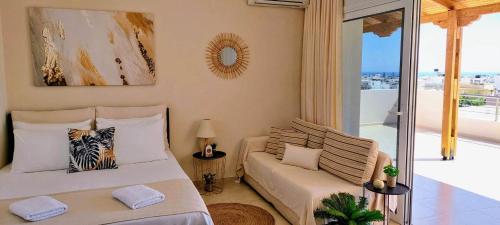 Gallery image of Perfect View Luxury Apartment in Ierápetra