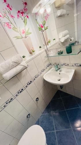 Gallery image of Apartmens and Rooms Madunic V in Split