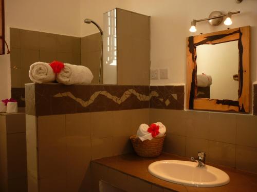 Ένα μπάνιο στο Kamili View Apartments