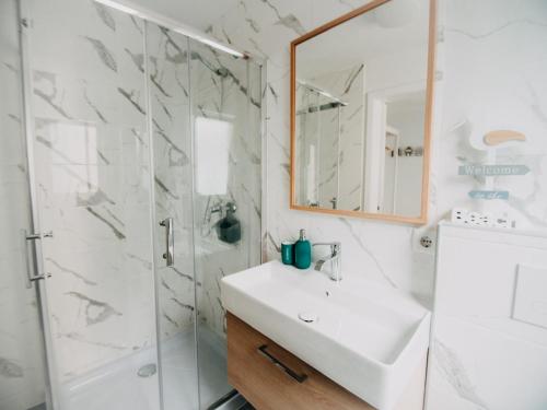 Et badeværelse på VillaMar Figueira da Foz