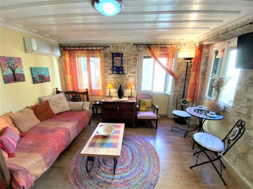 Marialena flat /Corfu historical center/Porta Remounda