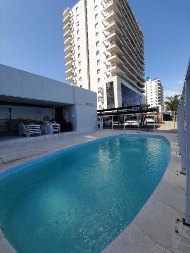 Swimmingpoolen hos eller tæt på Diseño y confort Monoambiente a pasos del Río!