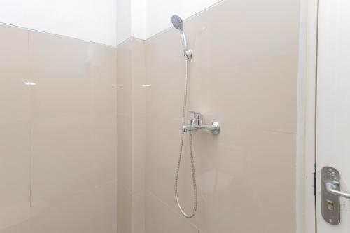 Koupelna v ubytování RedDoorz @ Gedangan Sidoarjo