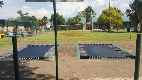 Kemudahan pingpong di Unit 24 Pendleberry Grove Holidays atau berdekatan