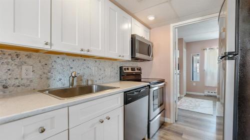 600 Kennedy Dr, Unit 311 – Photos 2