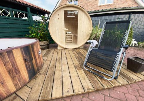Gambar di galeri bagi Ferien im Wangerland Ferienwohnung INSEL Minsen Schillig Hund Pool Sauna di Wangerland