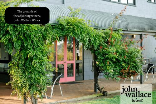 Palmers Lane On Vineyard 5br Homestead with Poolの敷地内または近くで楽しめるサイクリング
