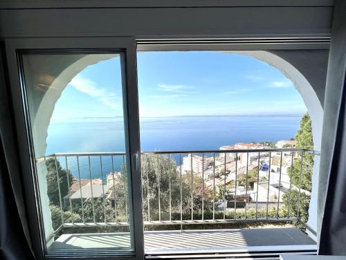 La Dicha -Vista al mar, piso moderno