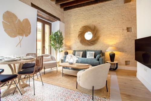 Genteel Home Santas Patronas