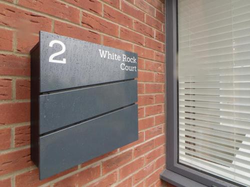 2 White Rock Court – Photos 3