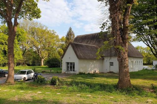 Fotografia z galérie ubytovania Romantique petite chaumière près de Guérande v destinácii Saint-Lyphard