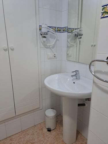 Habitación familiar Portaletにあるバスルーム