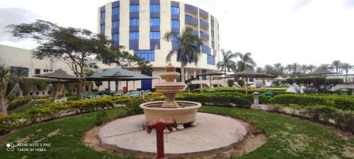Green Desert Hotel
