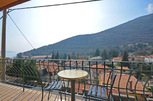 A balcony or terrace at Rooms Vanda B