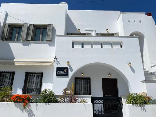 PORTA HOME modern and hospitable