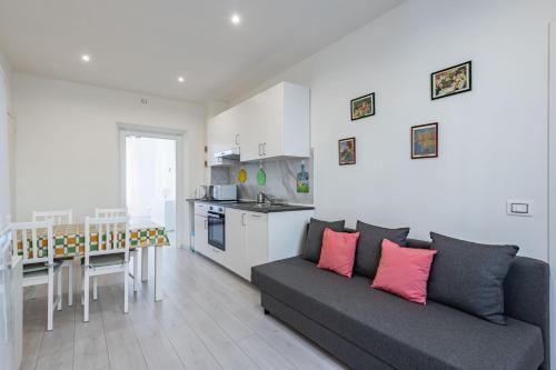 GuestHost - Florence Quiet and Modern Apartments