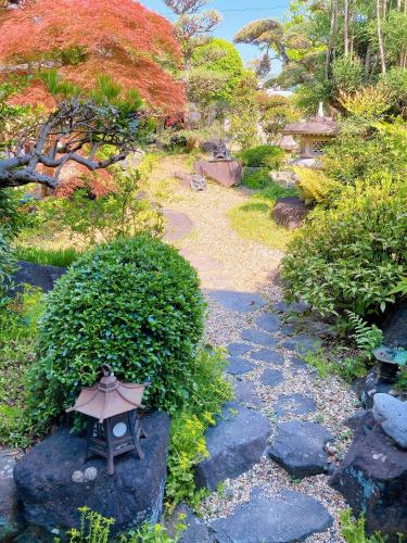 Jardín al aire libre en 宿坊 れんじょう寺 奈良 Temple Stay Renjoji Nara