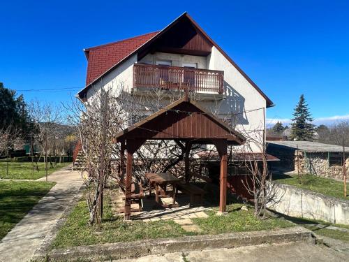 A Festő Vendégháza / The Painter's Guest House 8251 Zánka, 6 Fő utca kép - 3