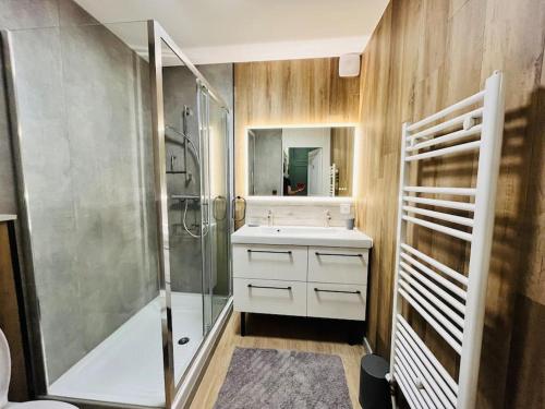 Fotografia z galérie ubytovania Appartement cosy bien placé v destinácii Châteauroux