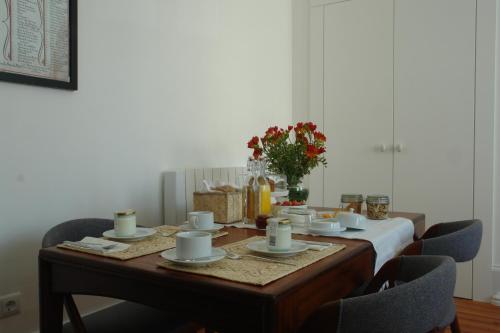 Casas Adentro