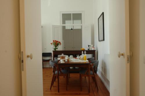 Casas Adentro