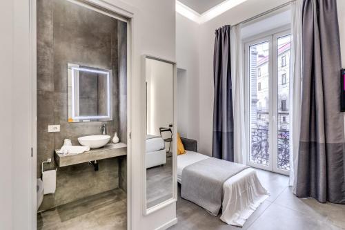 Ένα μπάνιο στο Gallery Suite Naples