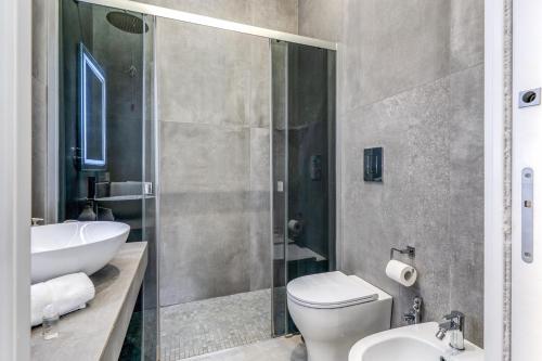 Ένα μπάνιο στο Gallery Suite Naples