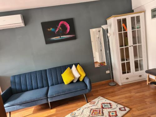 Mall Eva II Apartments