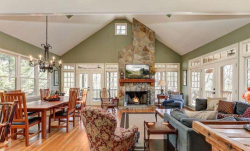 Mountain Acres Retreat – Photos 2