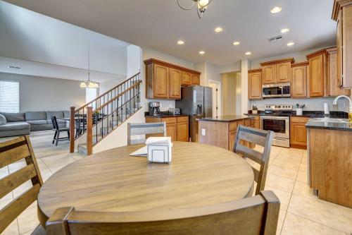 Queen CreekHeated Pool, Community Perks Updated Gilbert Home的相册照片
